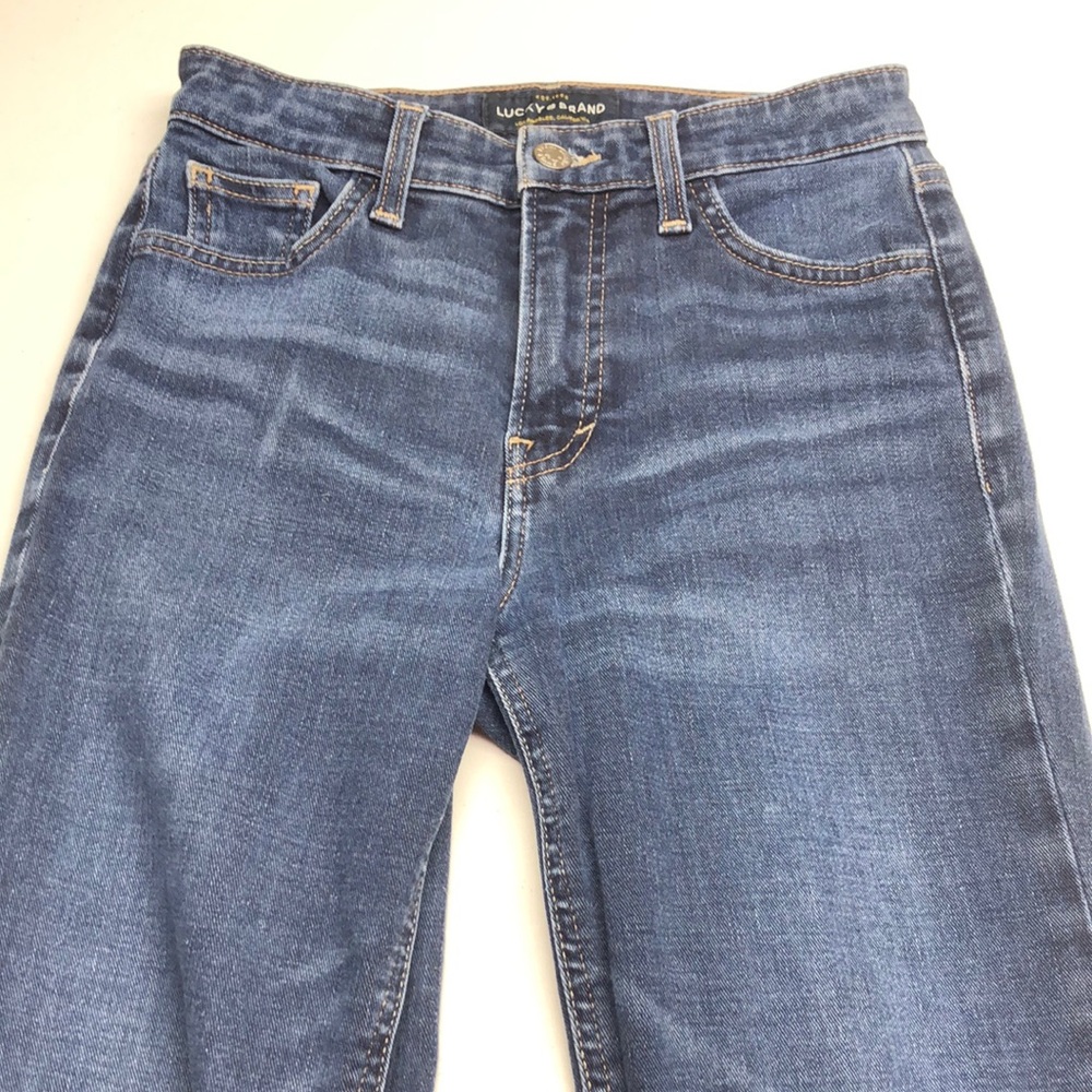 Lucky Brand Blue Jeans with Classic Denim Details